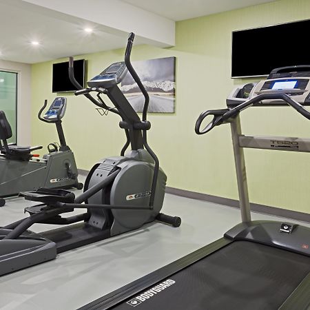 Holiday Inn Express Hotel & Suites Uptown Fredericton By Ihg Εξωτερικό φωτογραφία