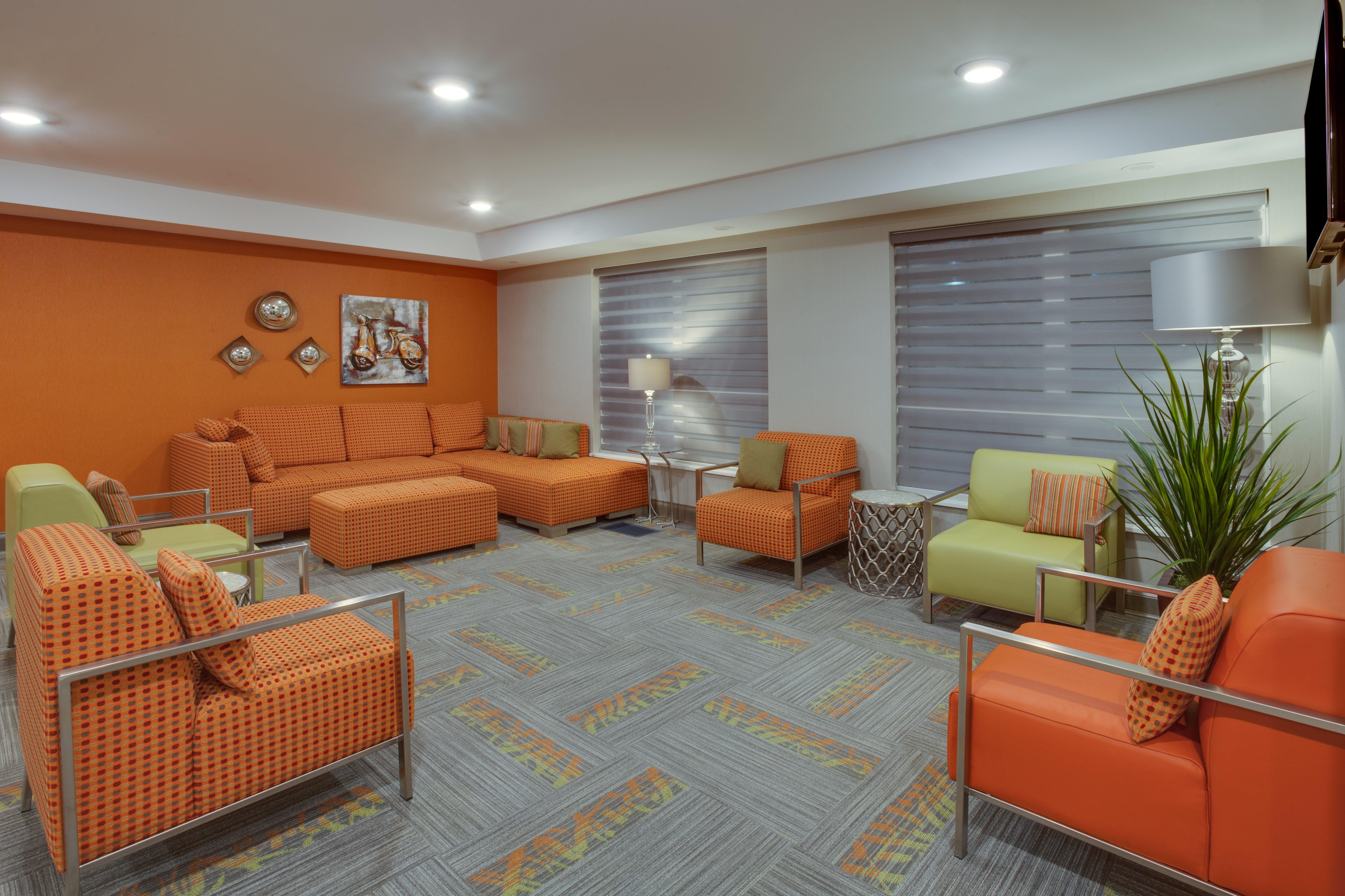 Holiday Inn Express Hotel & Suites Uptown Fredericton By Ihg Εξωτερικό φωτογραφία