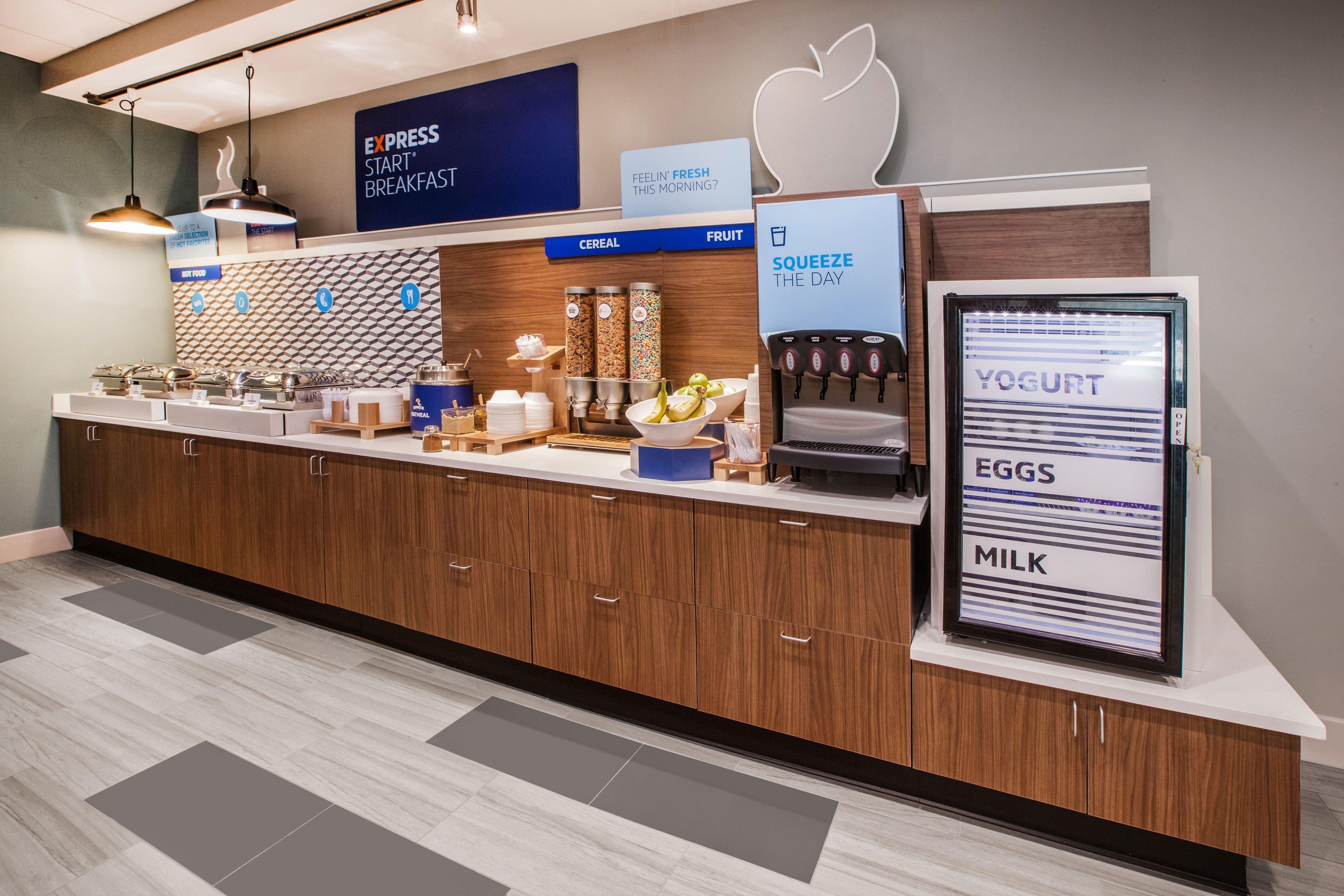 Holiday Inn Express Hotel & Suites Uptown Fredericton By Ihg Εξωτερικό φωτογραφία