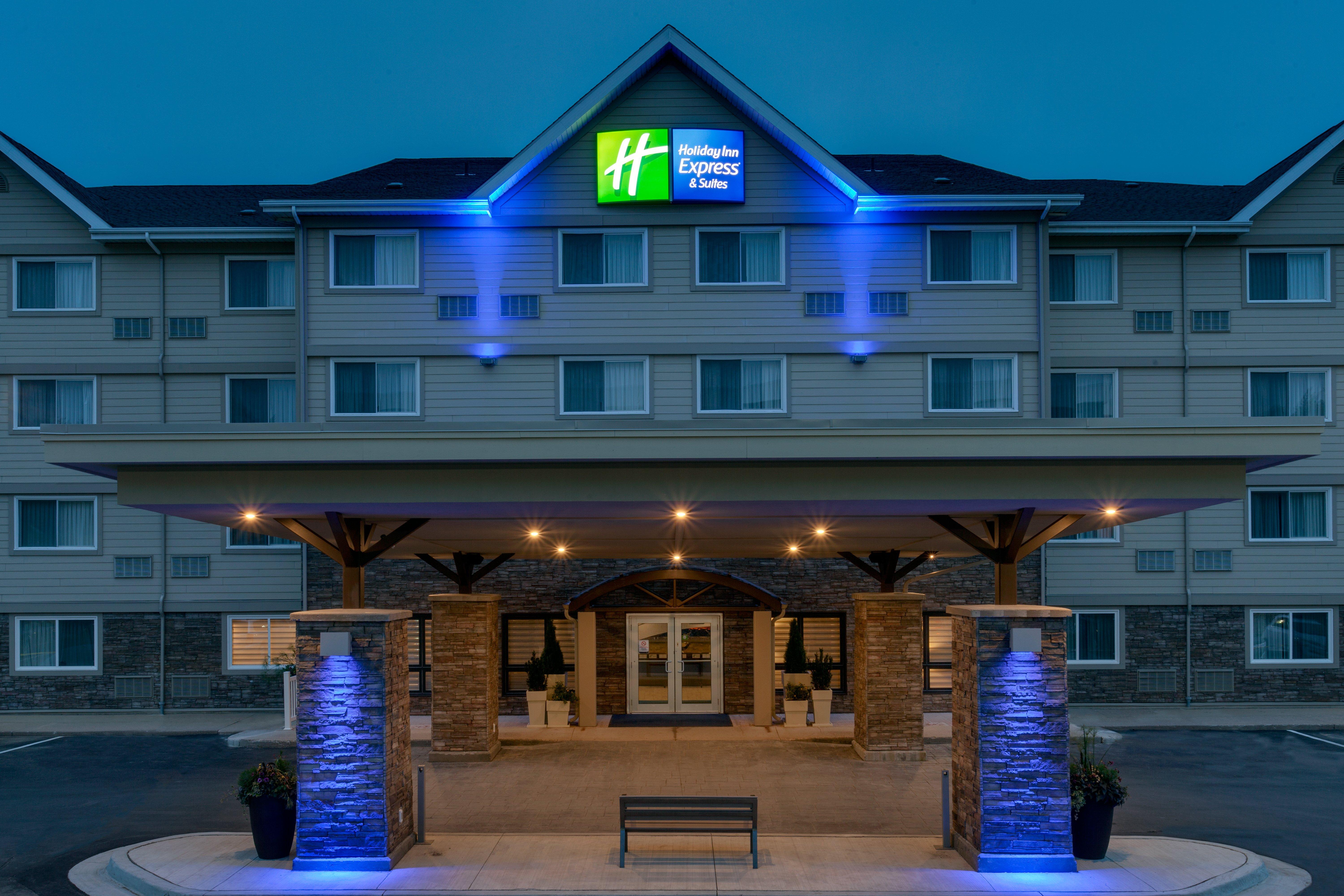 Holiday Inn Express Hotel & Suites Uptown Fredericton By Ihg Εξωτερικό φωτογραφία